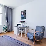 Meran Apartamento *